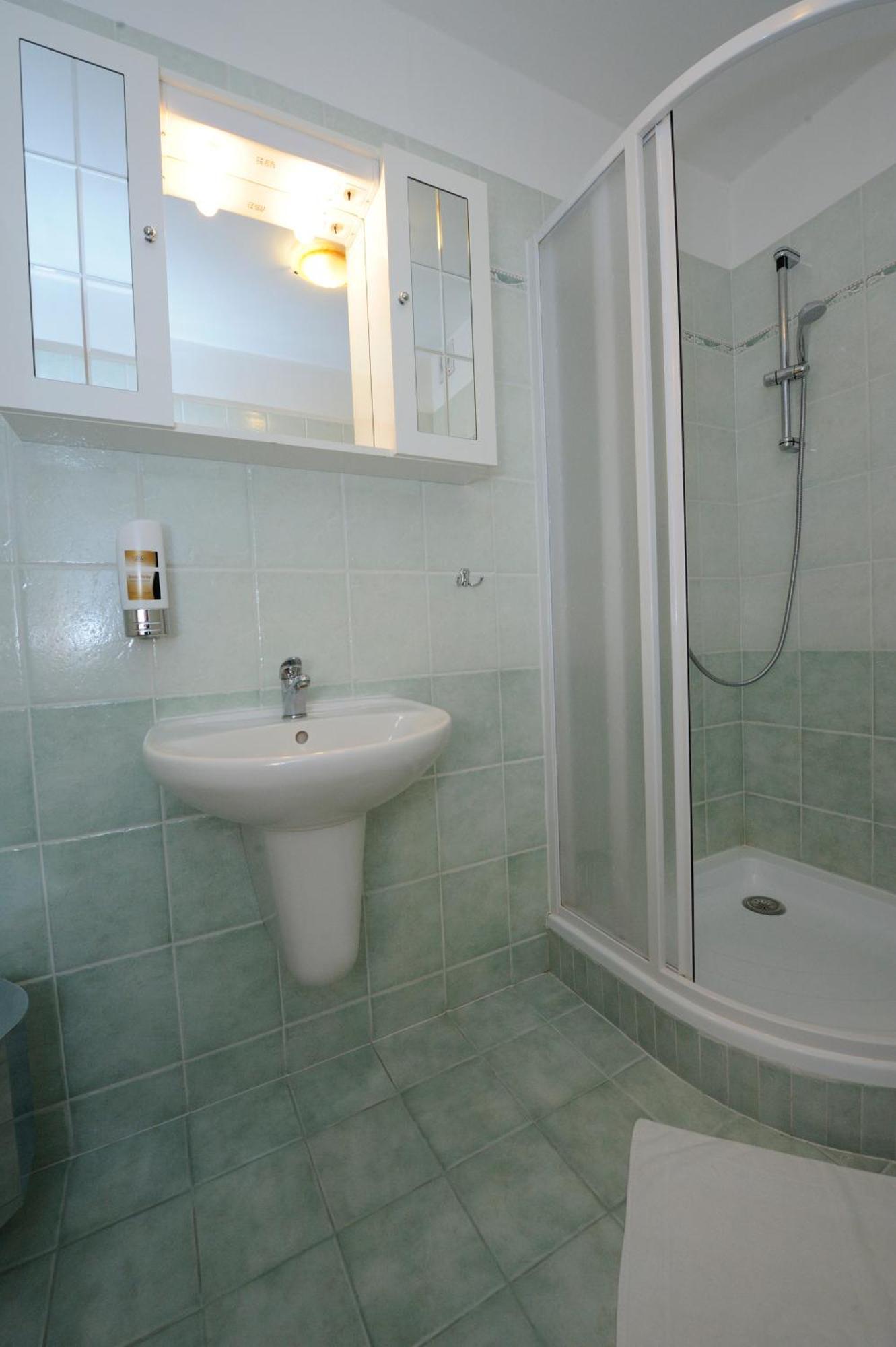 Hotel Zlata Stika Pardubice Ngoại thất bức ảnh